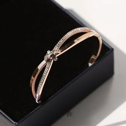 Rose Gold Nexus Bangle