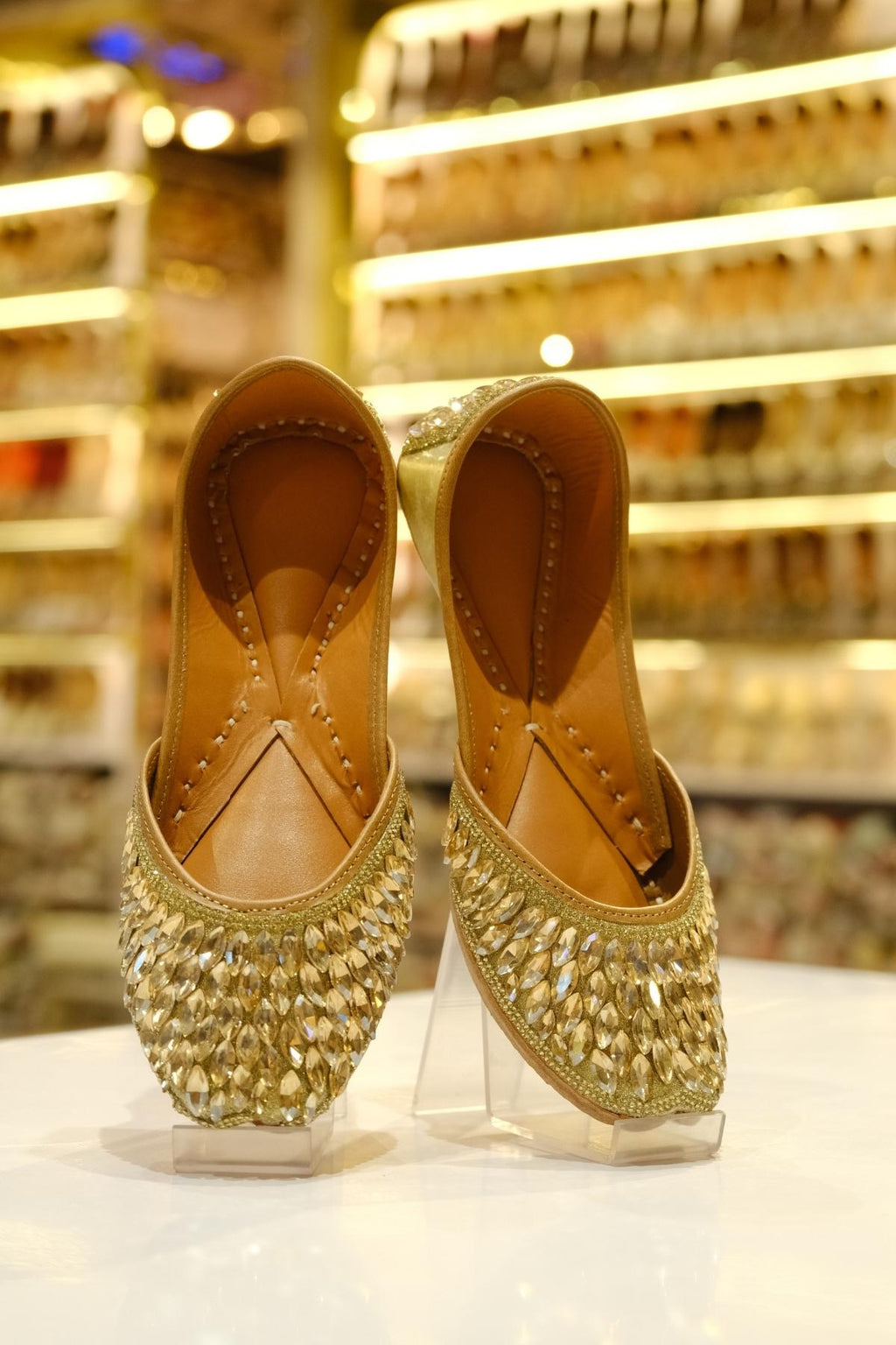Golden Kundan Jutti