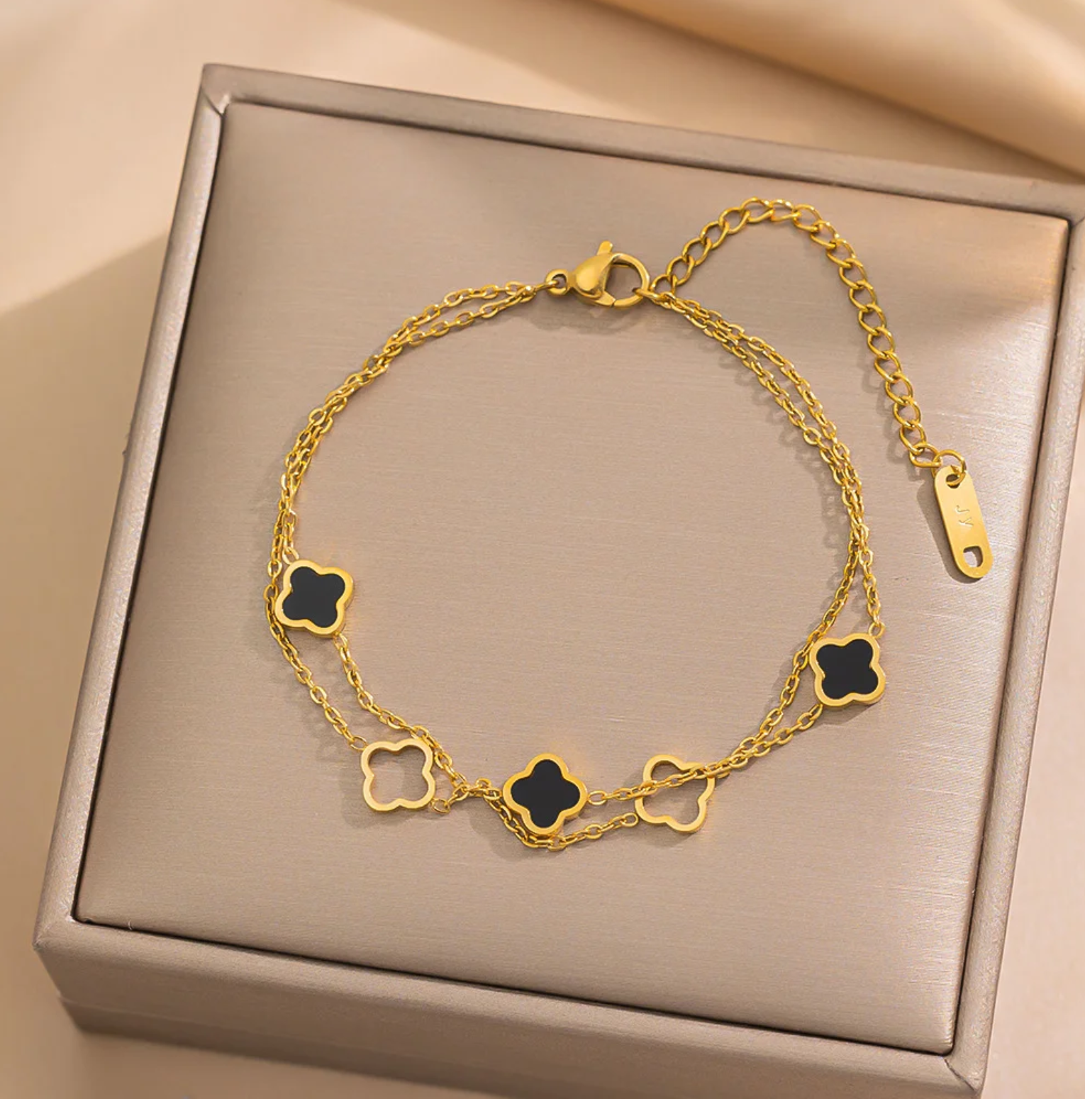 Double Layer Clover Bracelet