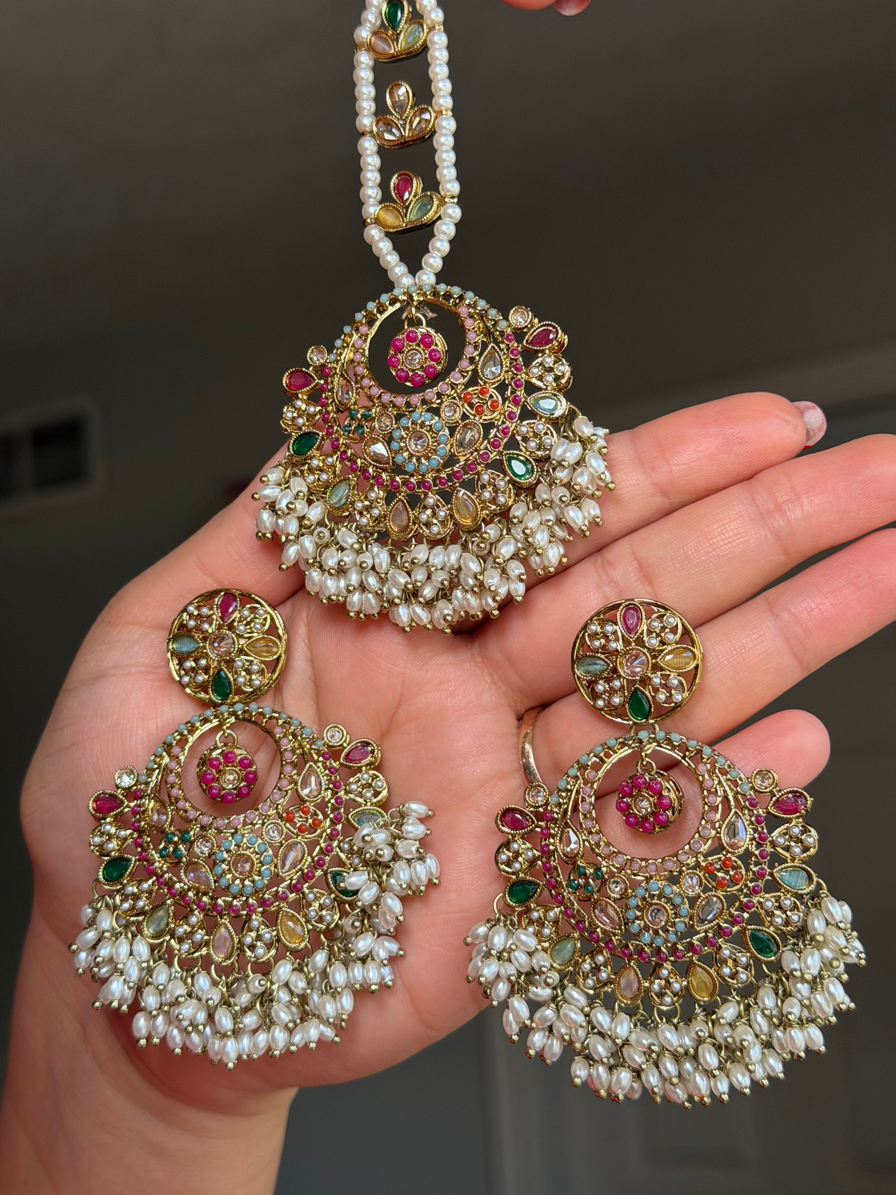 Kamya Earrings-Tikka Set