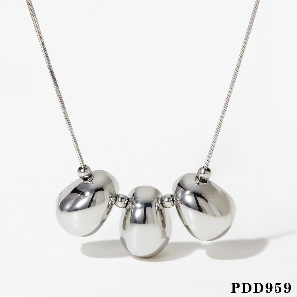 Molten Trio Necklace