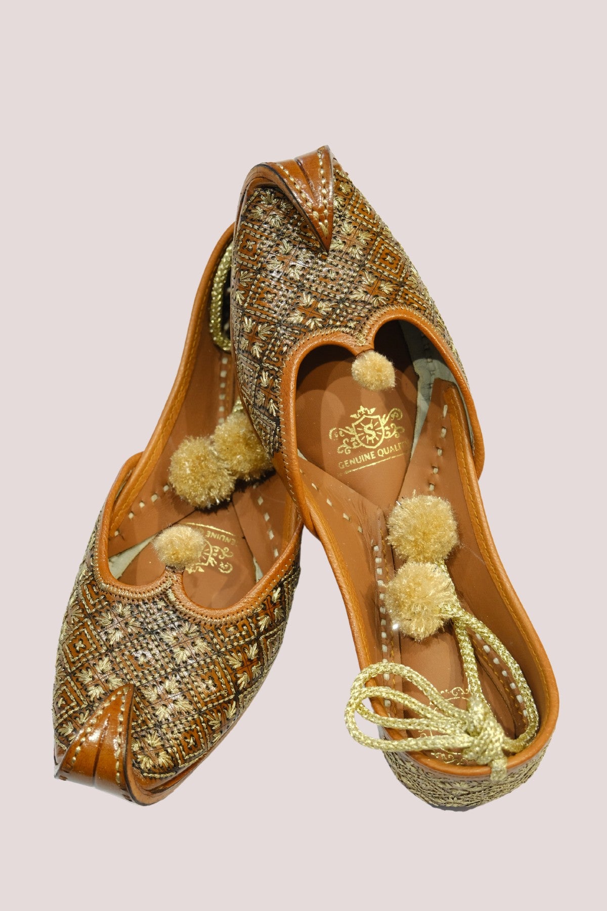 Pakistani Noke Wali Jutti