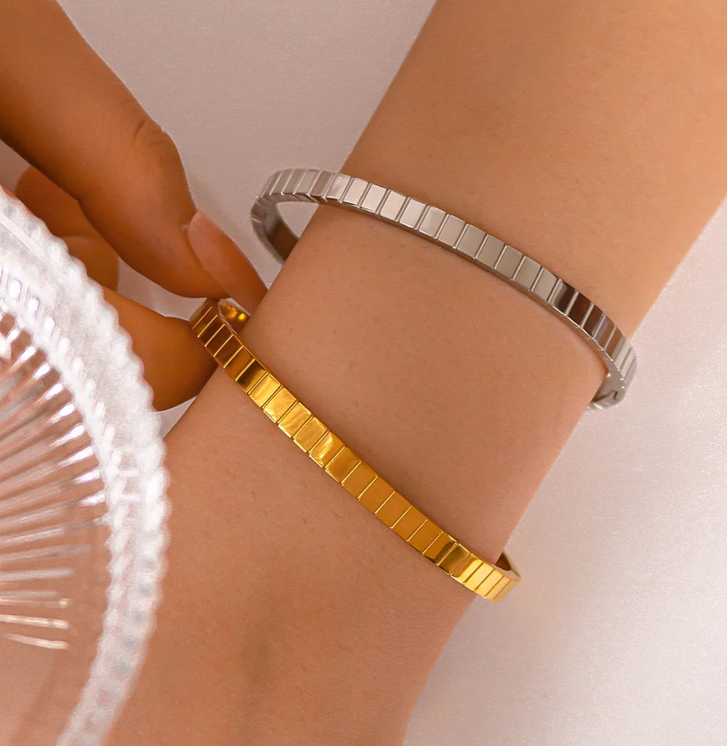 Tessera Bangle - Gold
