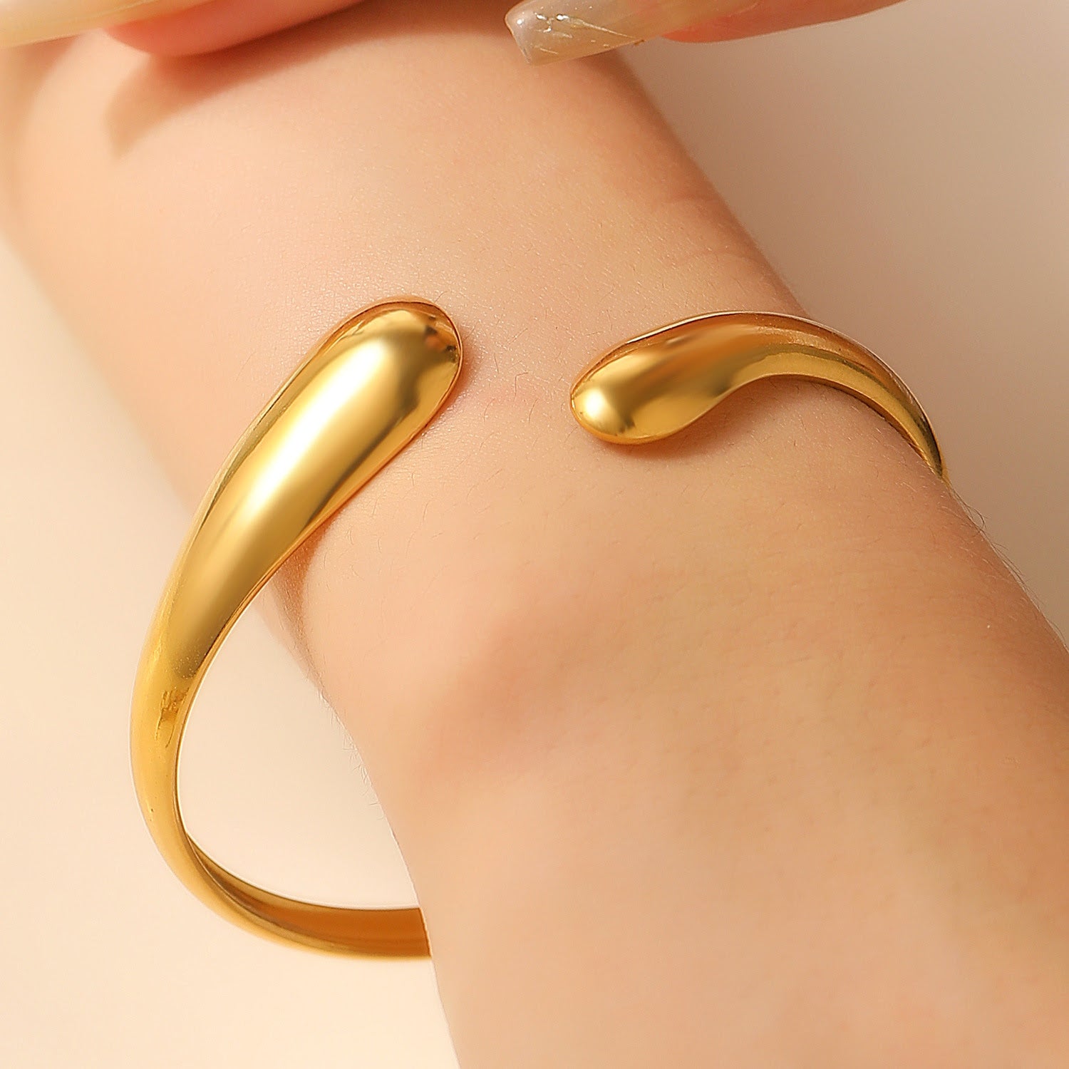 Twin Drift Bangle