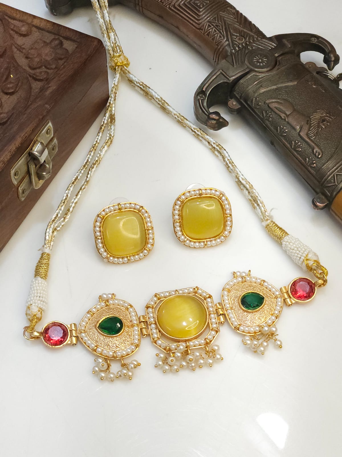 Rajwadi Choker Set